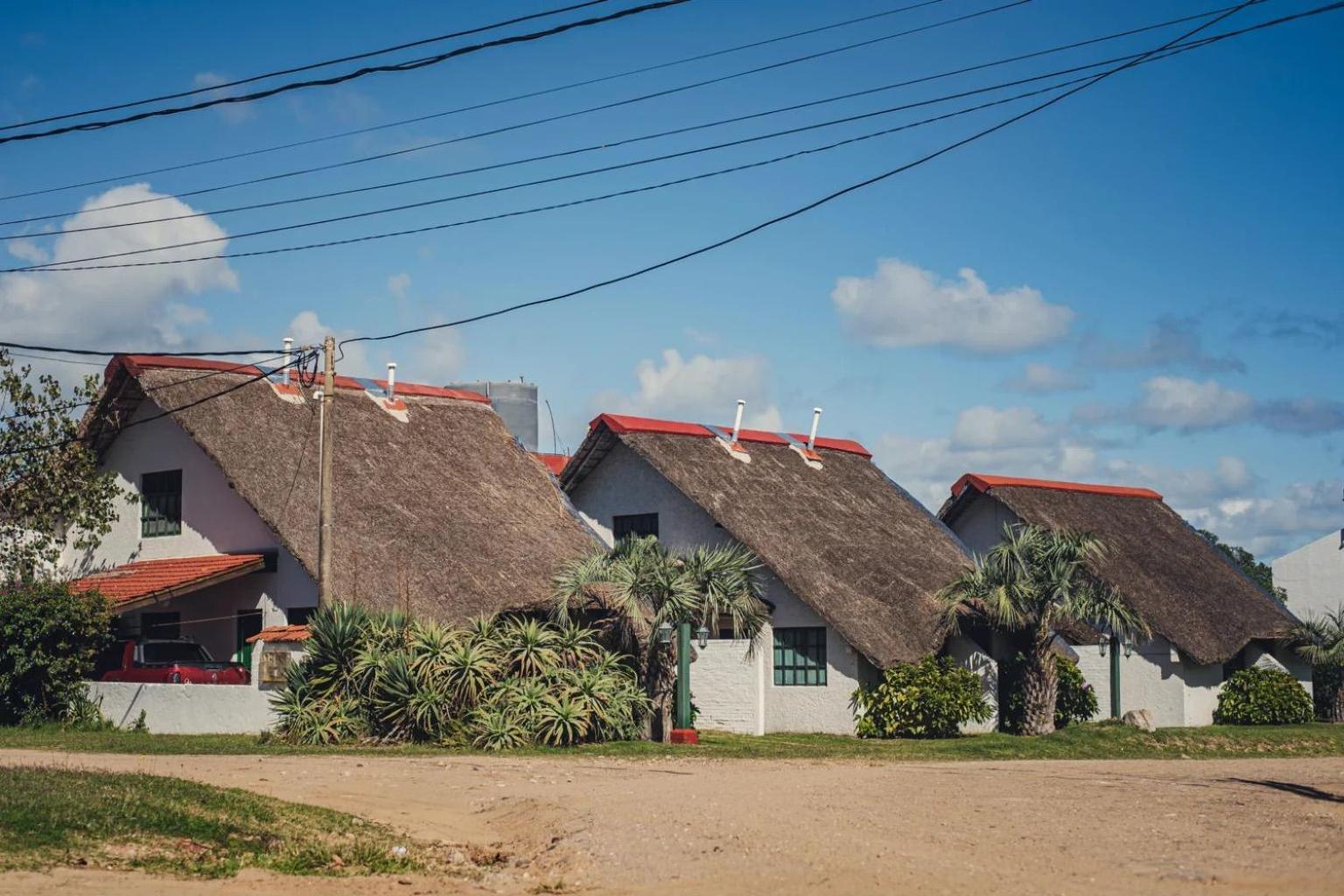 Los Horneros Bungalows La Paloma Luaran gambar