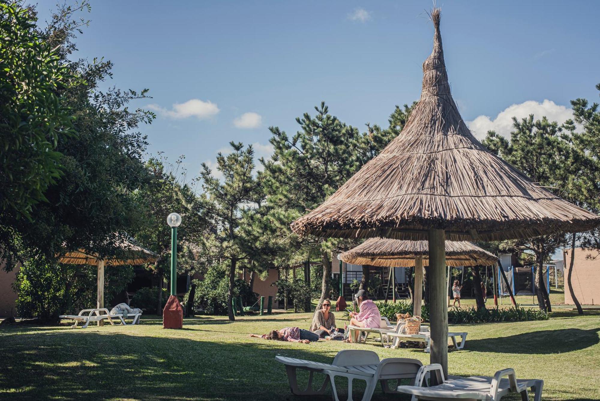 Los Horneros Bungalows La Paloma Luaran gambar